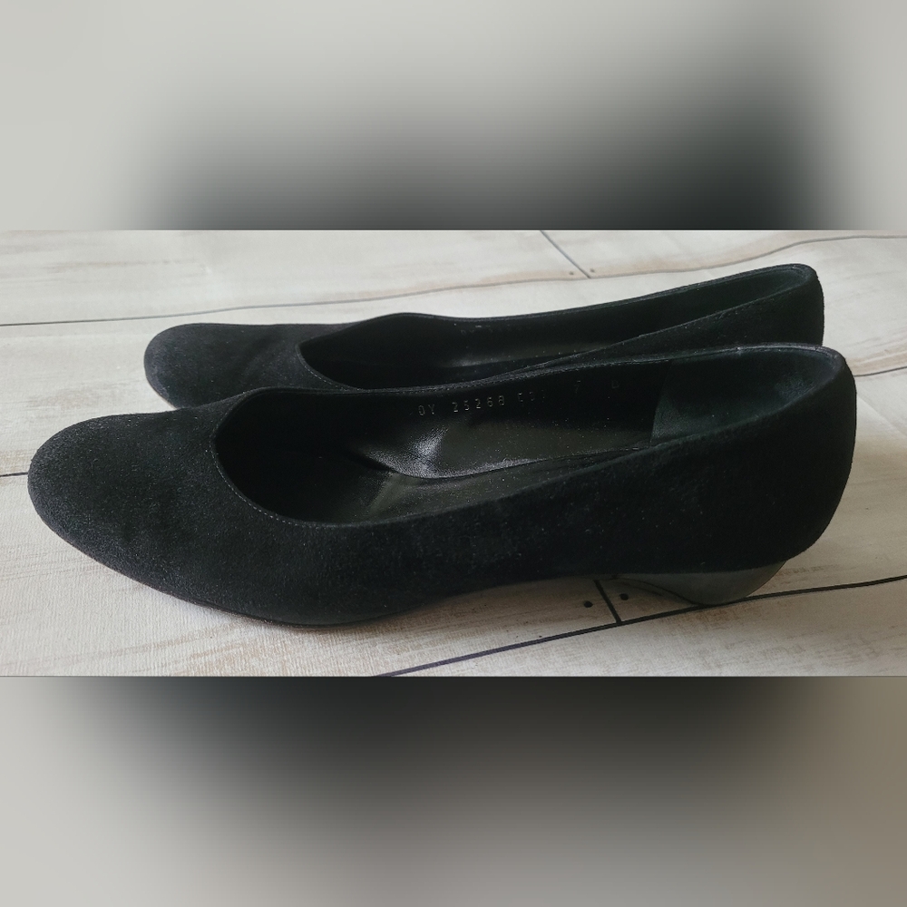 Salvatore Ferragamo Sz 7 shoes